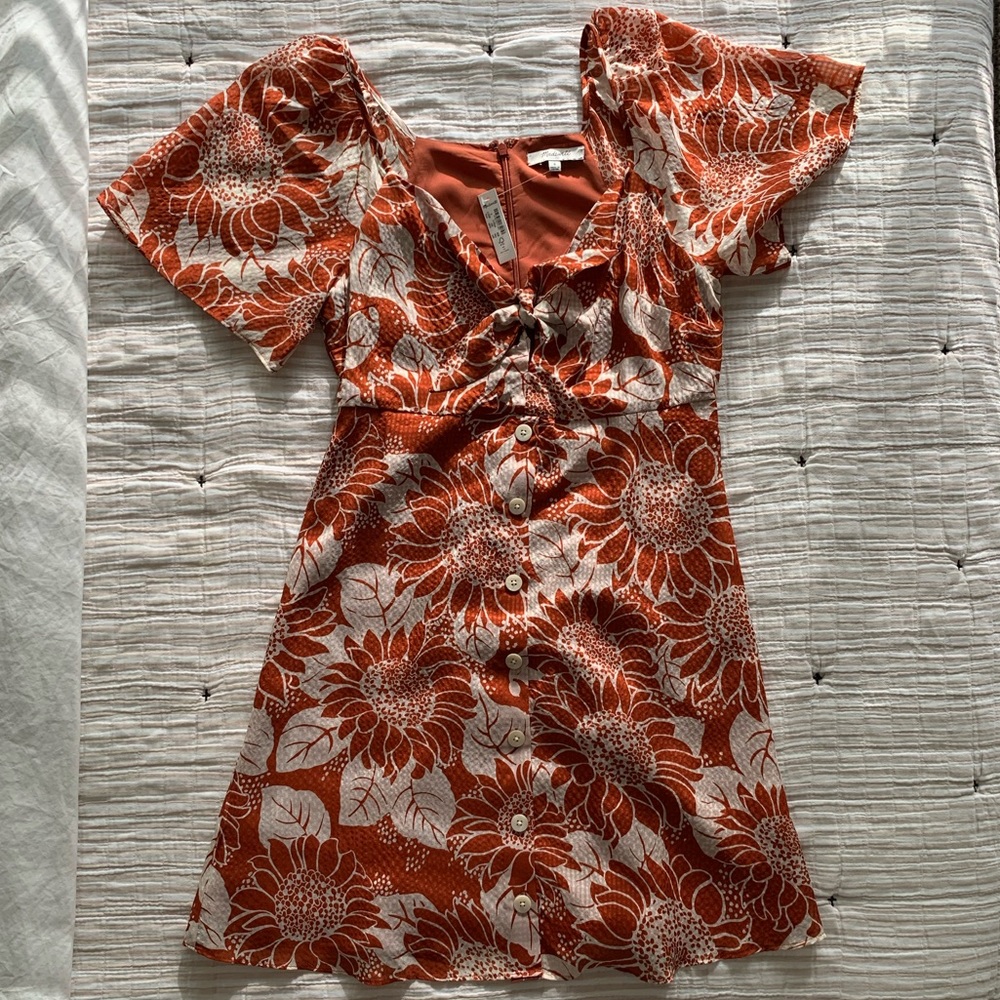 Madewell silk tie-front sunflower dress - Picture 4 of 7